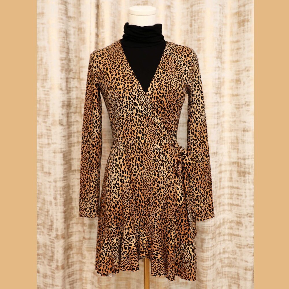 H&M Cheetah Print Wrap Knit Dress with Black Turtle Neck Included Size 4
